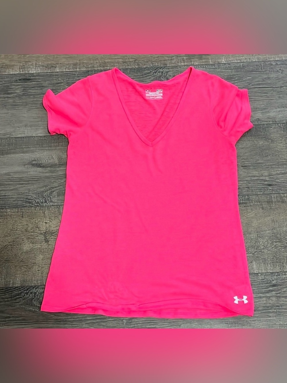 Under Armour Bright Pink Top Ladies Medium